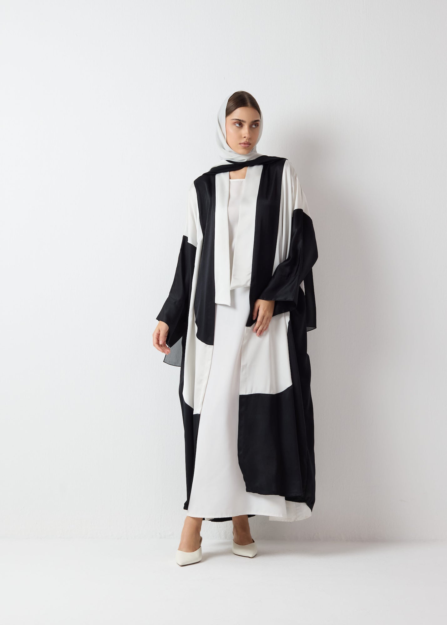 Black and white Elegance